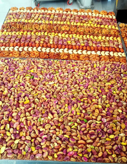 معجون ارده بار (شیره انگور و ارده)